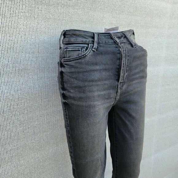 True Religion Ultra High-Rise Skinny Jeans Women's. Size 26. NWT $199. - Picture 6 of 12